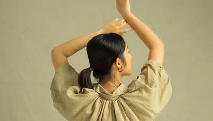 九游体育官网-球队内部风波：某俱乐部管理层引发众怒，球队管理方案