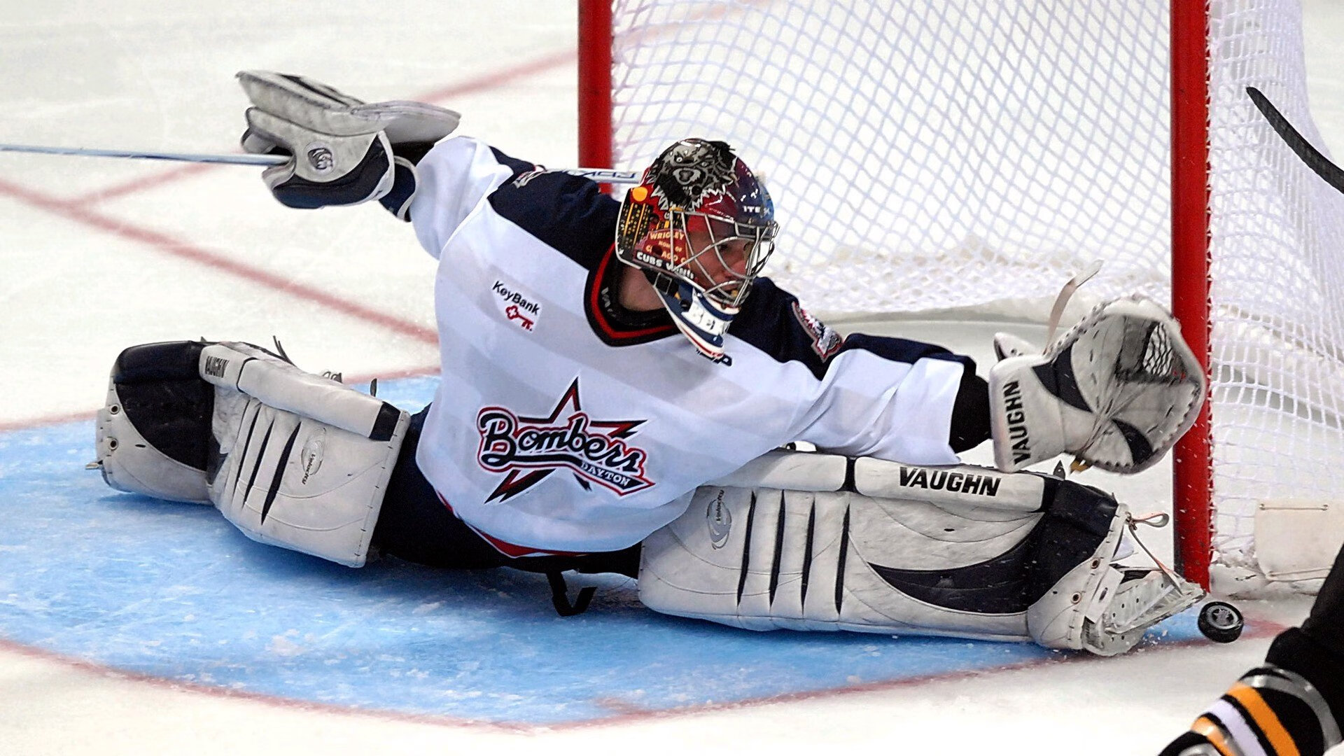 伊利亚·哈伦稳步晋级蝶泳决赛